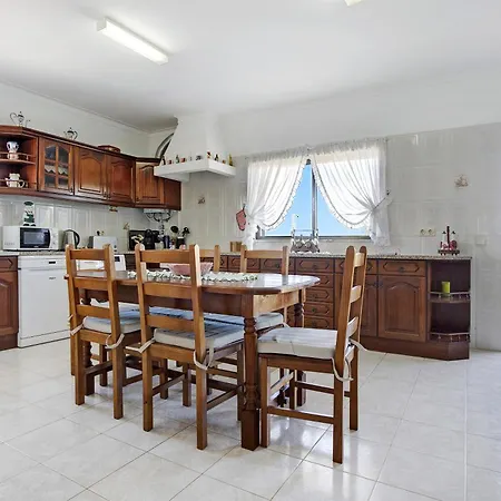 Vivenda Ribeiro - B *