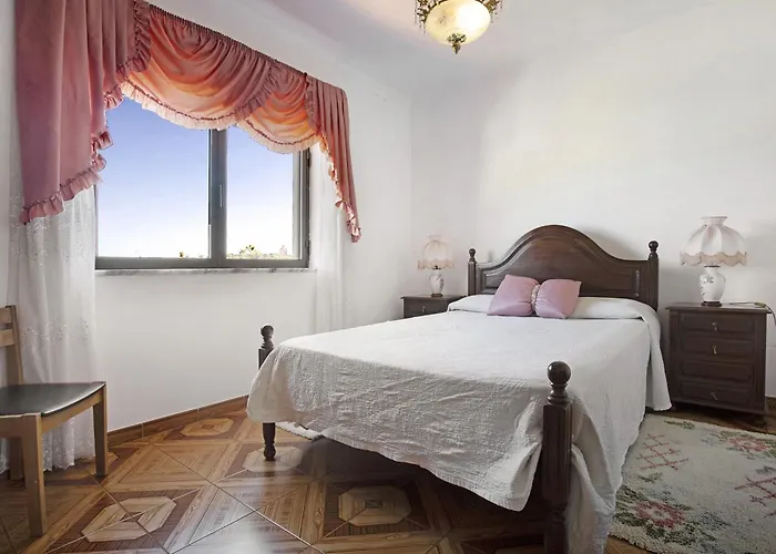 Vivenda Ribeiro - B Сasa de vacaciones Lagos