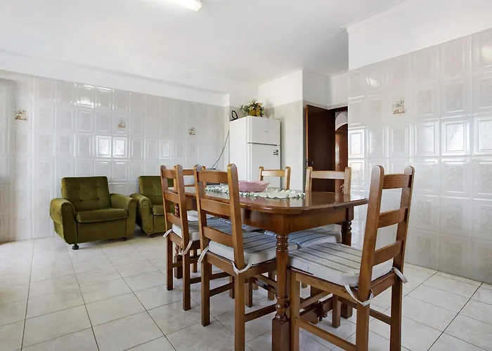 Vivenda Ribeiro - B *